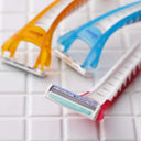 Kai Japan Hibiscus Pro 3 Blade Women Body Razor (1 Pc)