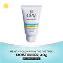Olay Natural Aura Day Cream With SPF 15, Glowing Radiance Cream With Niacinamide, Vitamin Pro B5, E