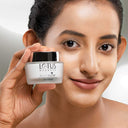 Lotus Herbals WhiteGlow Skin Whitening & Brightening Gel Creme SPF 25 PA+++ (60gm)